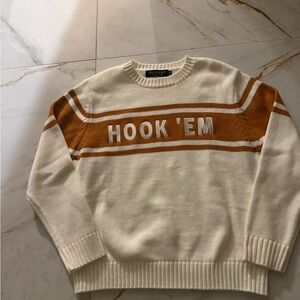 RUNWAY Women's Cream and Brown Crewneck Sweater